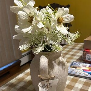 Better Homes And Gardens Cream Vase with White Flowers